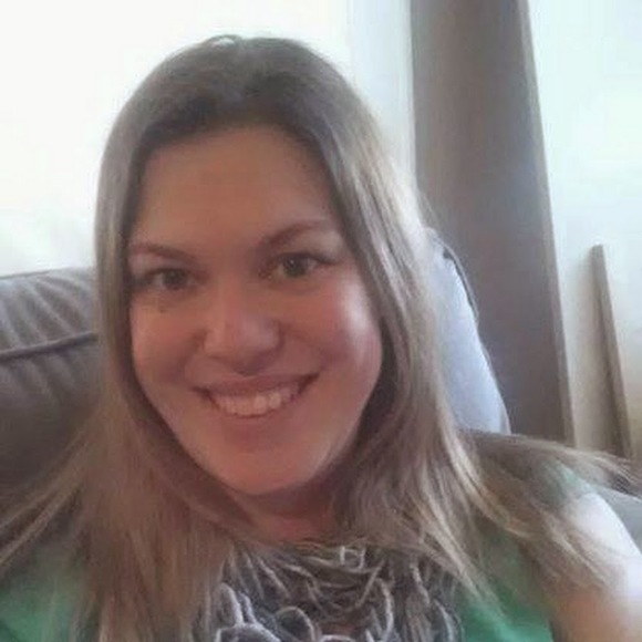 Meet your Posher, Stephanie - Picture 1 of 1